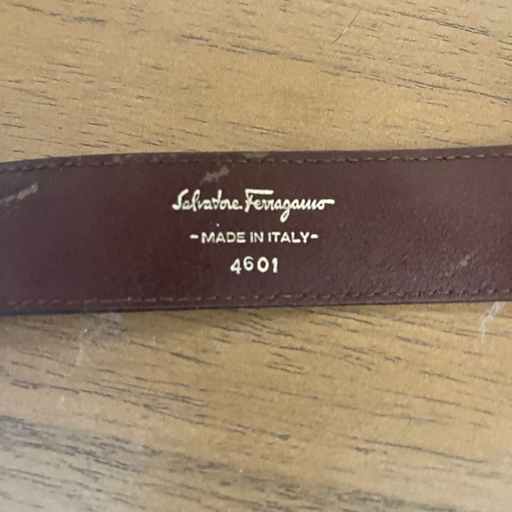 Salvatore Ferragamo Brown Leather Waist Belt with Gold Double Gancini Buckle - Picture 9 of 9
